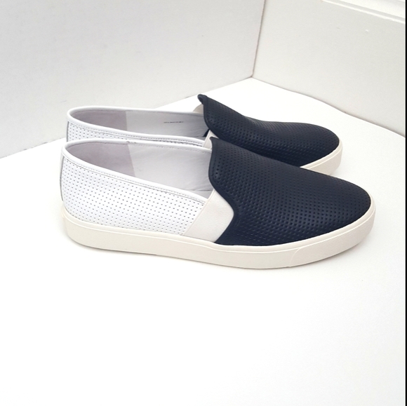 Vince black white perforated leather fashion sneaker New - Picture 1 of 13